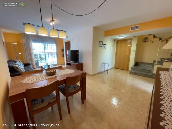 Espectalar Atico Duplex de 3 Dormitorios Dobles, 2 Baños y Amplia Terraza con Barbacoa - TARRAGONA