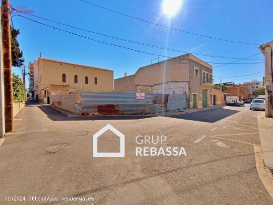 Venta de SOLAR URBANO en el centro del PONT D'INCA (4 adosados + 1 piso) - BALEARES