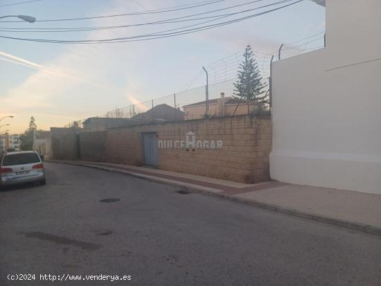 GRAN TERRENO URBANO EN VELEZ MALAGA - MALAGA