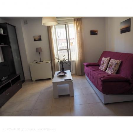 APARTAMENTO EN EL CENTRO - CADIZ