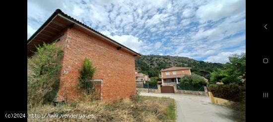 VIVIENDA INDEPENDIENTE EN CONSTRUCCIÓN EN VALDEMAQUEDA - MADRID