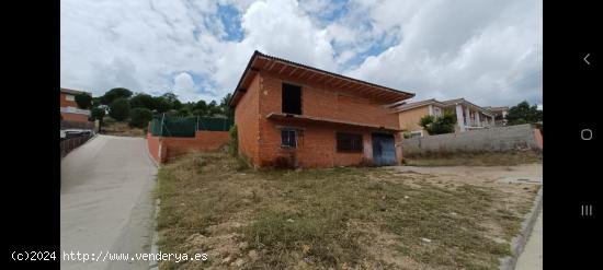 VIVIENDA INDEPENDIENTE EN CONSTRUCCIÓN EN VALDEMAQUEDA - MADRID