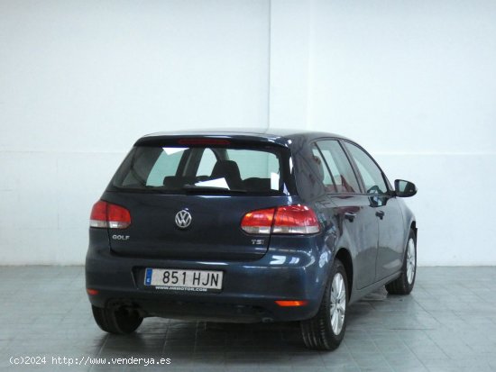 Volkswagen Golf Advance - Alicante