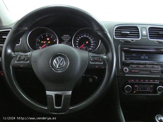 Volkswagen Golf Advance - Alicante