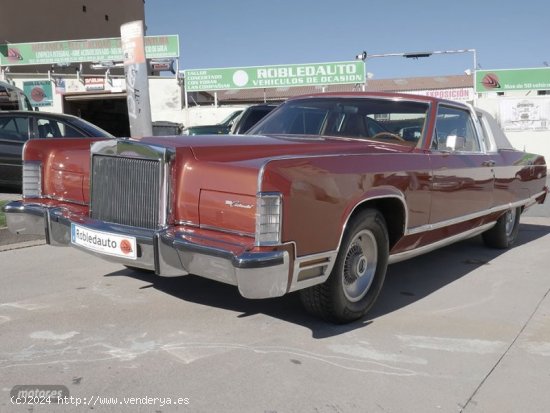  Ford Lincoln Town Coupe de 1977 con 127.448 Km por 18.000 EUR. en Madrid 