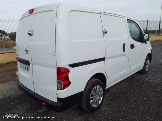 Nissan NV200 FURGON 1.5 DCI 90 CV. de 2019 con 155.000 Km por 12.000 EUR. en Murcia