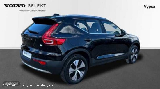 Volvo XC40 1.5 T4 PHEV RECHARGE CORE DCT 211 5P de 2023 con 30.299 Km por 41.500 EUR. en Malaga