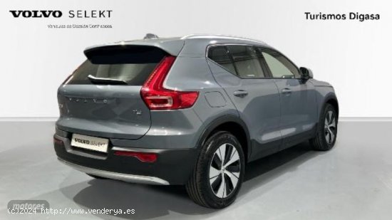 Volvo XC40 XC40 Core T2 Automatic de 2023 con 17.346 Km por 34.900 EUR. en Granada