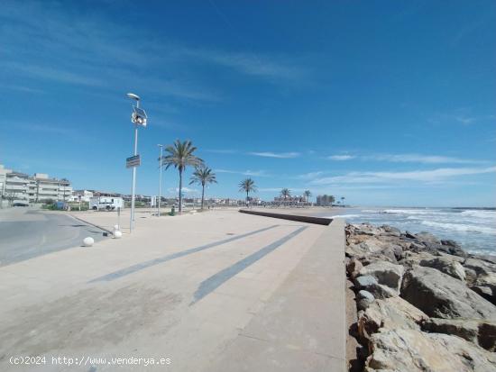 Piso a la venta en segunda línea de playa con vistas al mar zona Valparaíso, Cunit. - TARRAGONA