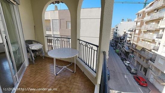 Apartamento con vistas al mar - ALICANTE