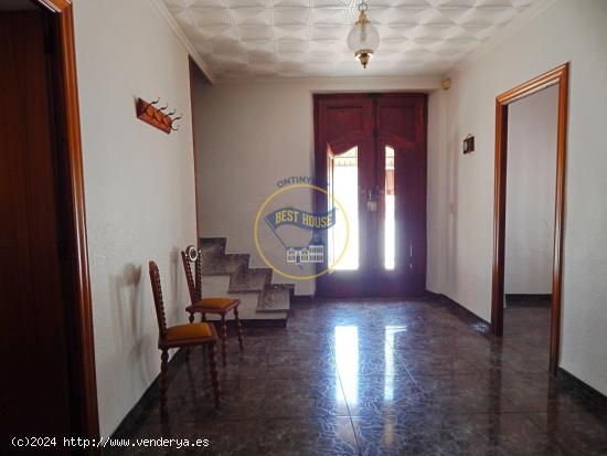 OPORTUNIDAD!! EXCLUSIVA CASA EN FONTANARS DELS ALFORINS CON GRANDES POSIBILIDADES!! - VALENCIA