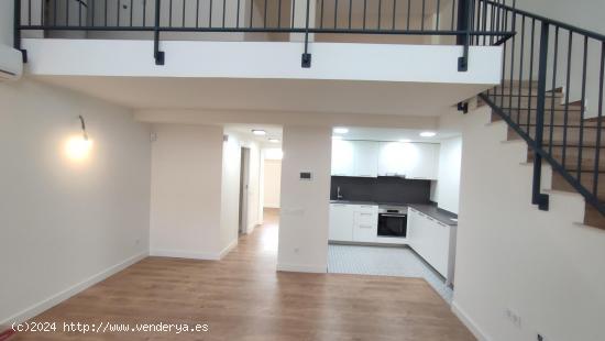 DUPLEX EN CASTELLAR PARA  ESTRENAR !!!! - BARCELONA