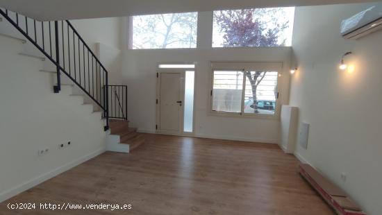 DUPLEX EN CASTELLAR PARA  ESTRENAR !!!! - BARCELONA