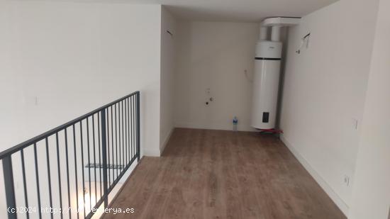 DUPLEX EN CASTELLAR PARA  ESTRENAR !!!! - BARCELONA