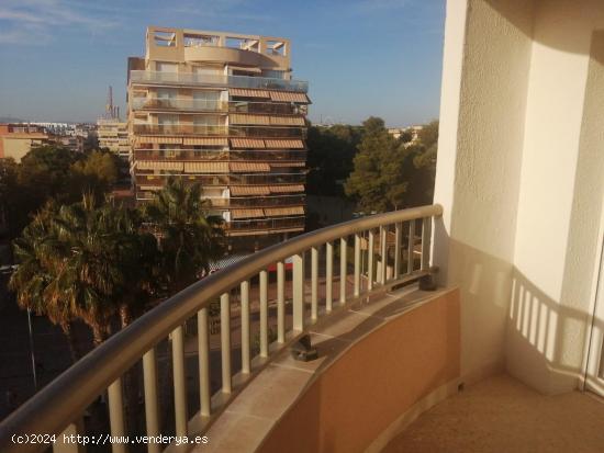 Precioso apartamento con vistas al mar - TARRAGONA