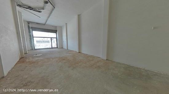 LOCAL COMERCIAL EN VENTA EN EL CENTRO DE VENDRELL - TARRAGONA