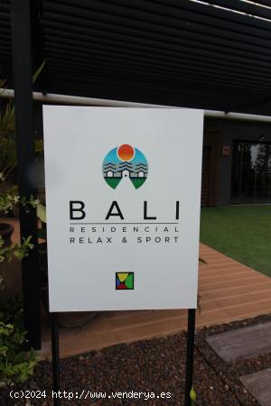 Apartamento en zona residencial Bali - ALICANTE