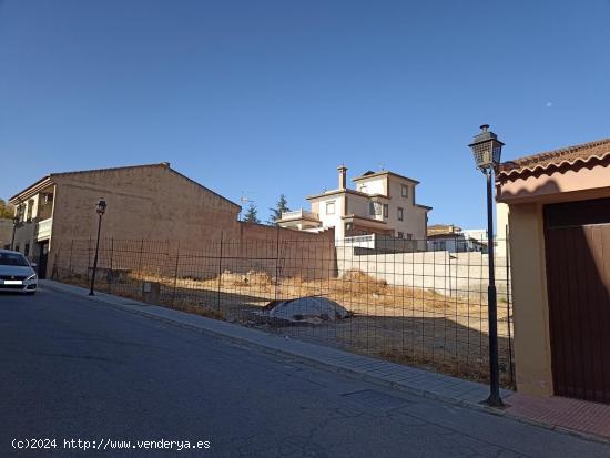  SOLAR URBANO - GRANADA 