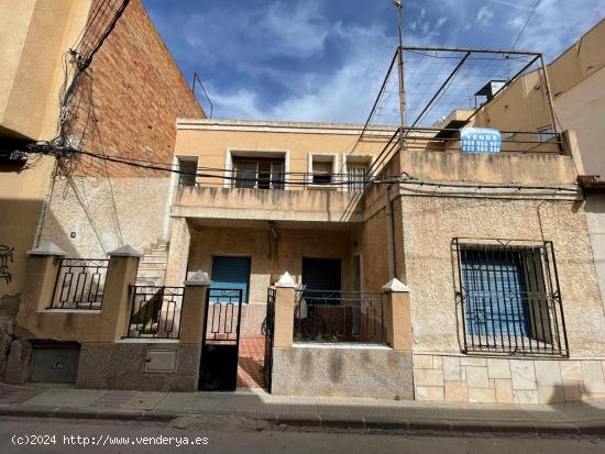 Casa entre avenida Juan de Borbón y Juan Carlos I - MURCIA