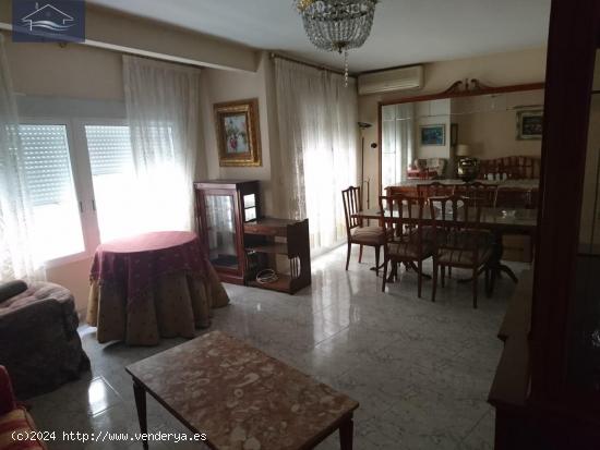  PISO EN VENTA EN PLENO CENTRO DE ALICANTE - ZONA RAMBLA - MERCADO - ALICANTE 