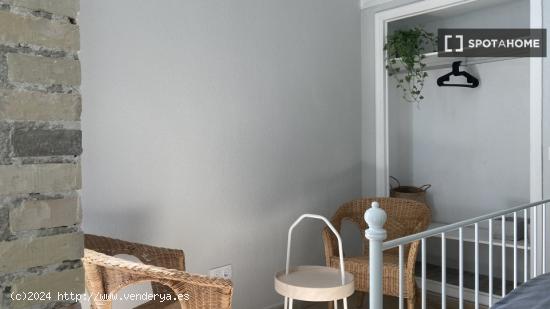 Habitación en piso compartido en Alicante (Alacant) - ALICANTE