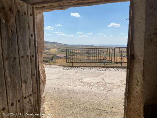  EN VENTA CASA EN BAÑON - TERUEL 