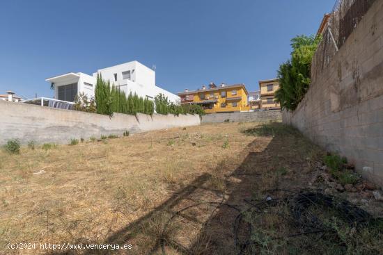 Se Vende Terreno en Monachil - GRANADA