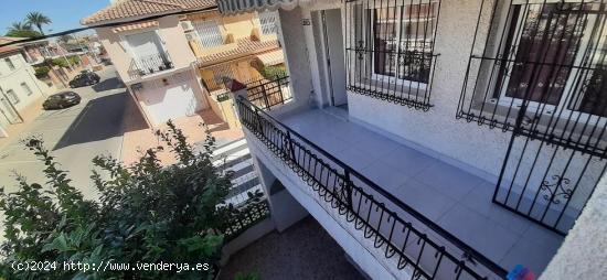 Bungalow totalmente reformado a 300metros de la playa - MURCIA