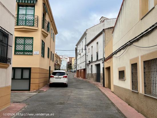 CASABANCO VENDE PLAZAS DE GARAJE  EN  CÁCERES - CACERES