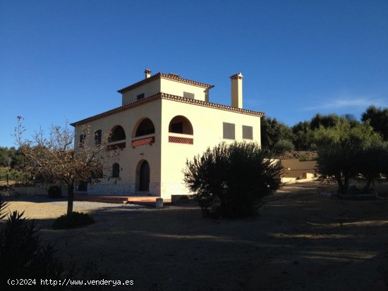  Masia en venta  en Capmany - Girona 