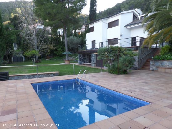 Chalet / Torre en venta  en Torrelles de Llobregat - Barcelona