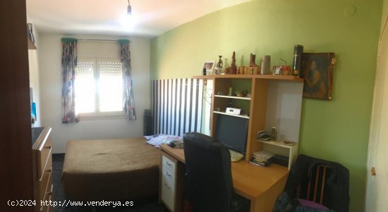 Piso en venta  en Montcada i Reixac - Barcelona