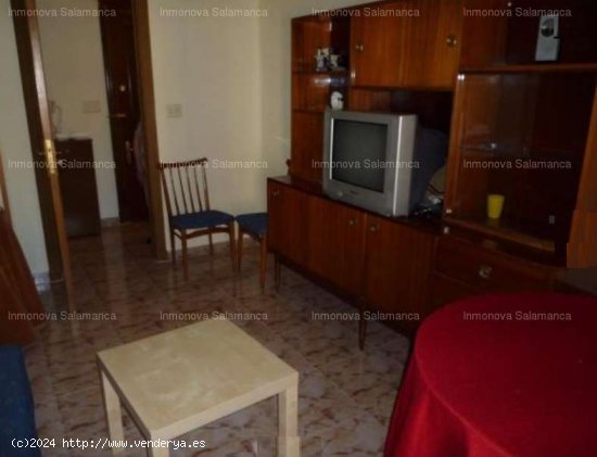 Salamanca ( Centro- Plaza España), 4d, 1wc, 1aseo, SS.CC. 900€ - Salamanca