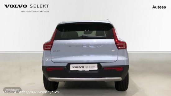 Volvo XC40 XC40 Recharge Core, T4 plug-in hybrid, Electrico de 2023 con 3.280 Km por 42.900 EUR. en 