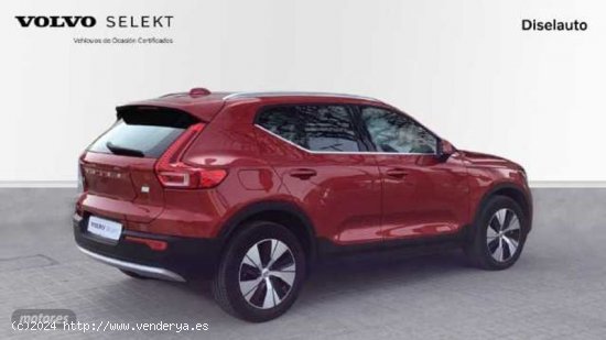 Volvo XC40 1.5 T4 PHEV RECHARGE CORE DCT 211 5P de 2023 con 20.926 Km por 38.900 EUR. en Barcelona