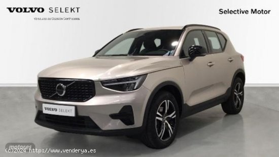 Volvo XC40 XC40 Plus, B3 mild hybrid, Gasolina, Dark de 2023 con 23.768 Km por 36.900 EUR. en Cantab