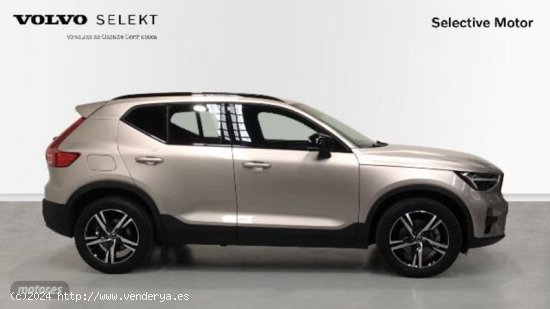 Volvo XC40 XC40 Plus, B3 mild hybrid, Gasolina, Dark de 2023 con 23.768 Km por 36.900 EUR. en Cantab