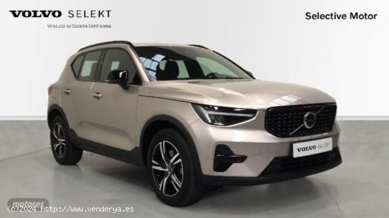 Volvo XC40 XC40 Plus, B3 mild hybrid, Gasolina, Dark de 2023 con 23.768 Km por 36.900 EUR. en Cantab