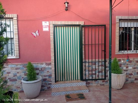 SE VENDE CASA CON TERRENO EN LA RAYA, MURCIA - MURCIA