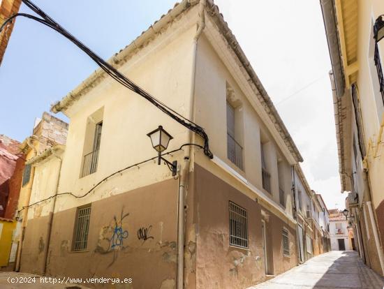  VIVIENDA ESQUINA EN PETRER PARA REFORMAR. - ALICANTE 