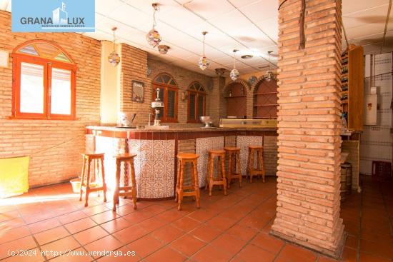 Local en venta con licencia de bar con cocina. Granada centro - Arabial. Gran bajada de precio - GRA