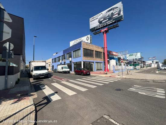  NAVE  COMERCIAL ESQUINERA  EN PRIMERA LINEA A3 QUART DE POBLET - VALENCIA 