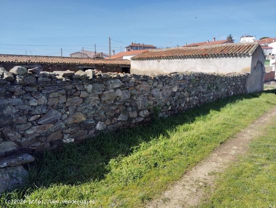 Urbis te ofrece una parcela en venta en Pedrosillo de los Aires, Salamanca. - SALAMANCA