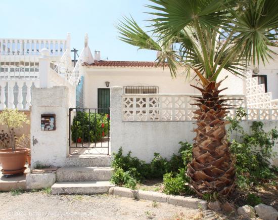  BUNGALOW IN TORRETAS - TORREVIEJA - ALICANTE 