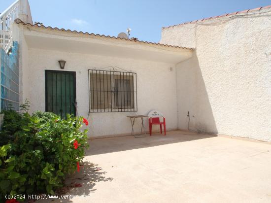 BUNGALOW IN TORRETAS - TORREVIEJA - ALICANTE