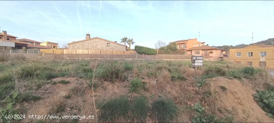 SANT CELONI (PLA DE PALAU): TERRENO URBANO APTO PARA CONSTRUIR UN CHALET - BARCELONA