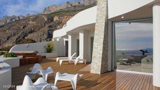 Exclusivo gran apartamento con increibles vistas al mar de Altea - ALICANTE