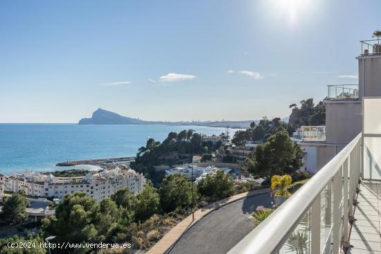 Espectacular apartamento con vistas panorámicas al maar en Altea (Mascarat) - ALICANTE