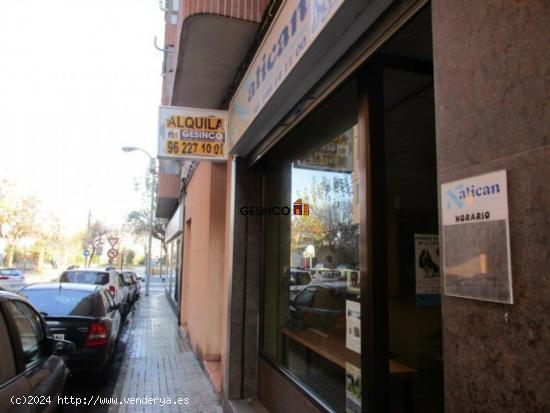 LOCAL COMERCIAL EQUIPADO PARA PELUQUERÍA CANINA - VALENCIA