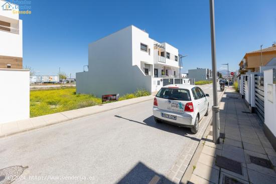 Construye tu sueño en la mejor de Churriana de la Vega - GRANADA